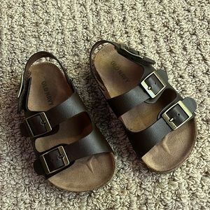 Toddler shoes